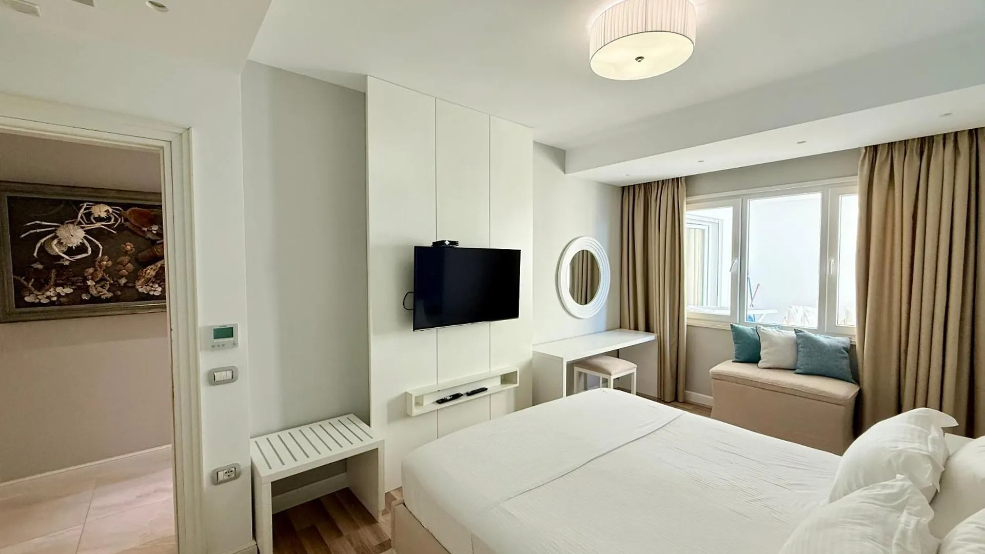 Limani Deluxe Apartments Sarandë
