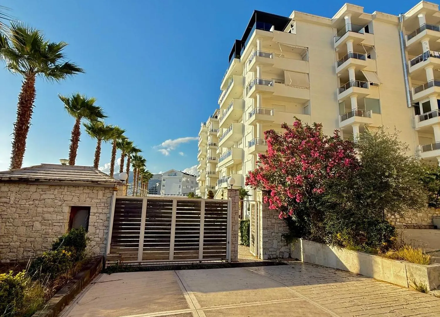 Limani Deluxe Apartments Sarandë 0*,