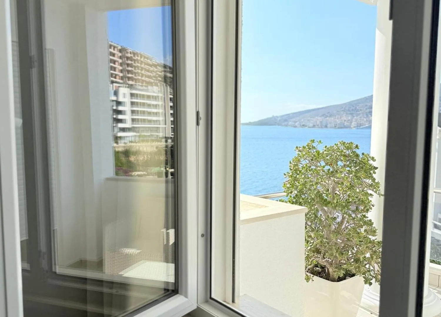 Limani Deluxe Apartments Sarandë
