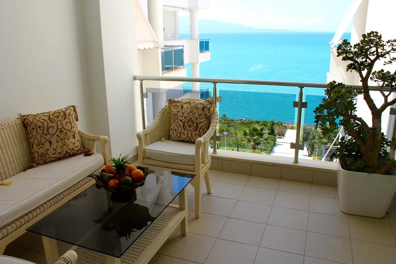 Limani Deluxe Apartments Sarandë